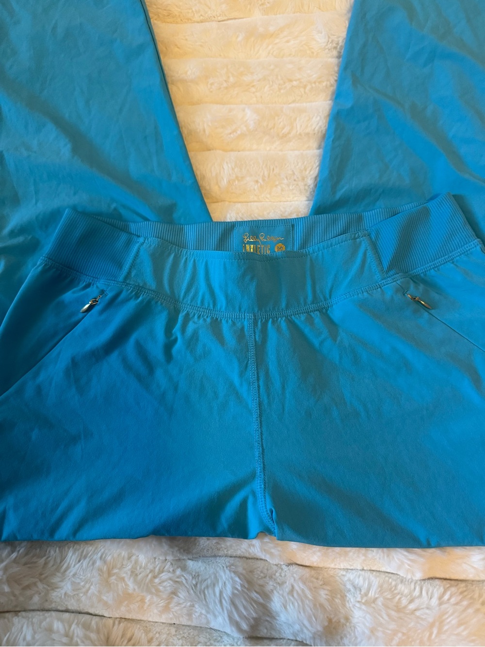 Lilly Pulitzer Run Around Luxletic Pant Cumulus Blue UPF 50 Medium - Excellent